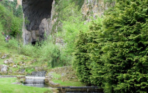 Potpećka pećina – najveći pećinski ulaz na Balkanu!