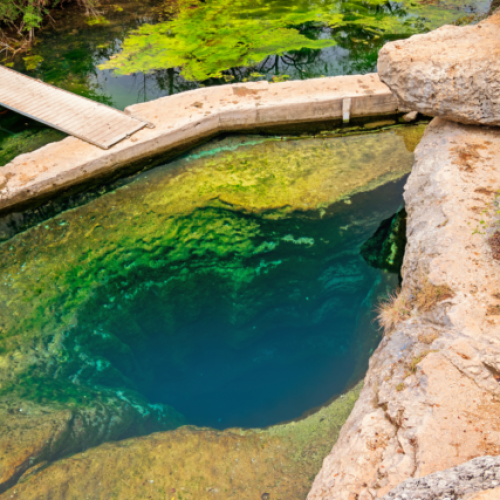 Jakobov bunar u Teksasu – da li biste imali hrabrosti da uskočite u ovu ,,rupu bez dna“?